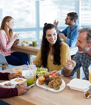 college students eating lunch