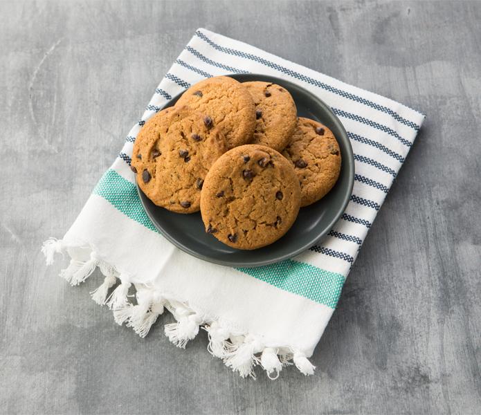 Value Zone 2.5 oz Chocolate Chip Cookies | Otis Spunkmeyer
