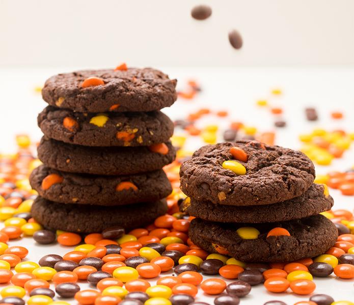 Sweet Discovery 1.33 oz Chocolate with Reese's Pieces® Candy