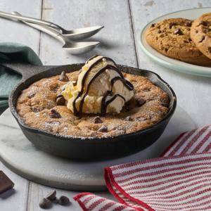 Giant Chocolate Chip Skillet